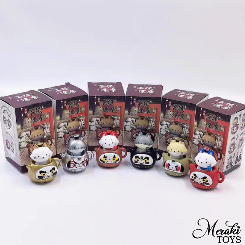 Daruma Teapot Foxes