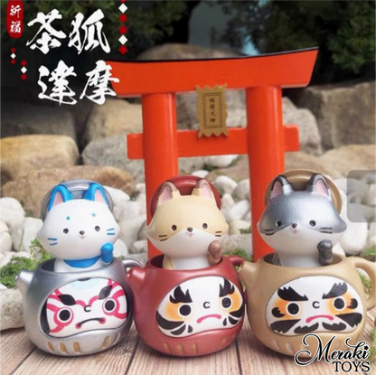 Daruma Teapot Foxes