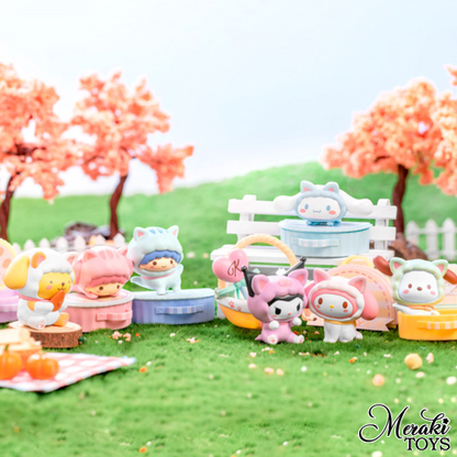 Sanrio Characters Peekaboo